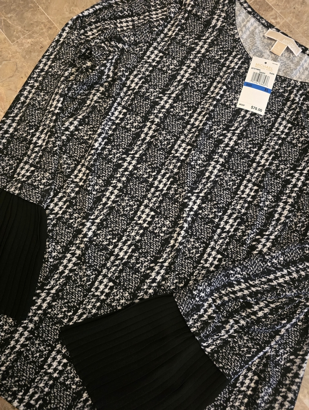 MICHAEL Michael Kors Black and White Houndstooth Shirt With Pleated Cuffs Sz Xl - Picture 3 of 4